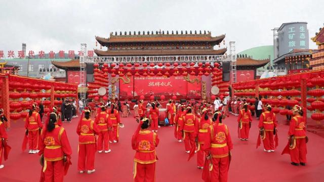 冲！振兴小镇开启“8天狂欢”！