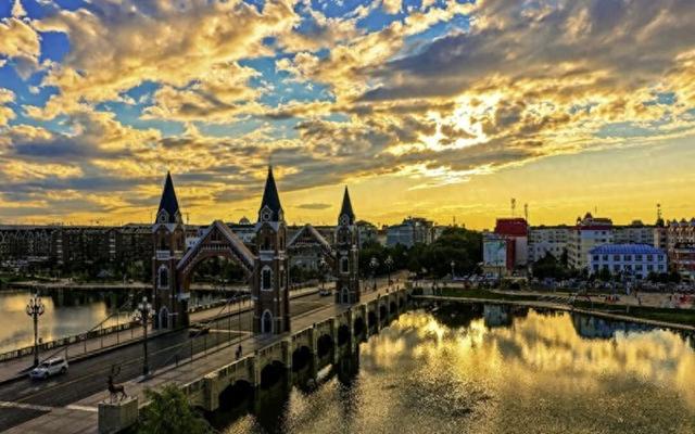 魅力七彩河 新疆布尔津