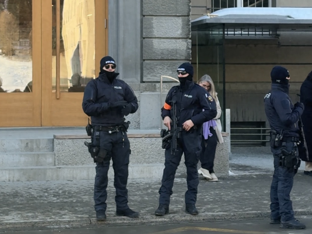 【现场】特朗普笼罩下的达沃斯