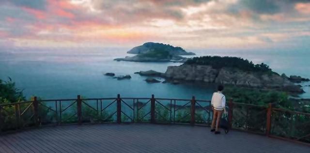 威海影视“映”全球：一场光影与城市的双向奔赴