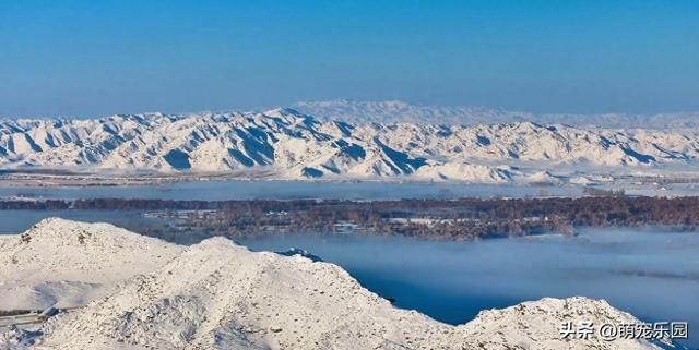 新疆雪山之巅俯瞰	，云海翻滚如仙境，当地人说出惊人秘密