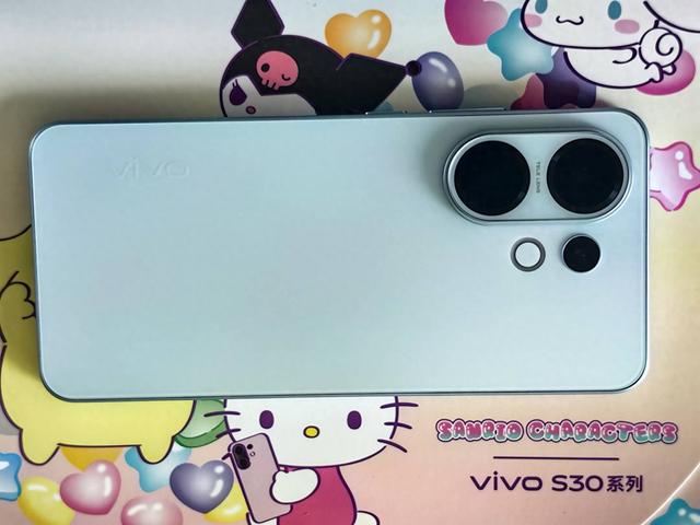 vivo S30三丽鸥 不仅仅是酷萌