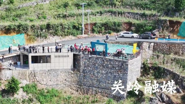 花江峡谷大桥带火关岭科力寨 游客打卡热度持续攀升