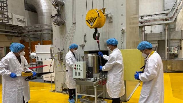 最新资讯-从上海到沙漠荒凉，他们跨越2000千米，16年拓荒第四代先辈核能(1)