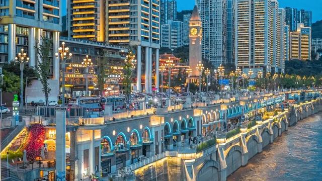 上新了南岸丨“重庆外滩”南滨C湾，趁兴而行!