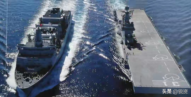 中国精锐编队逼近澳大利亚？万吨战舰护航！实力展现中方底气
