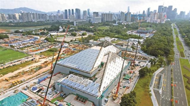 深圳金融文化中心雏形初现