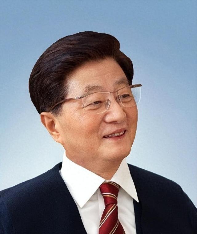 他是原上海市委书记，在上海工作40多年，官至正国级，69岁病逝
