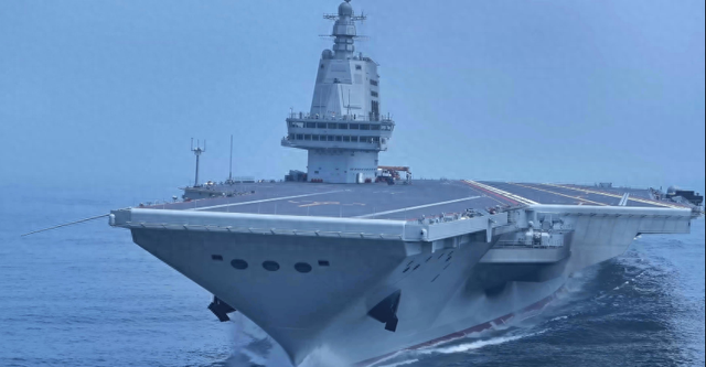 外媒对福建舰入役的反应，最被刺激的不是小国家	，反而是美国