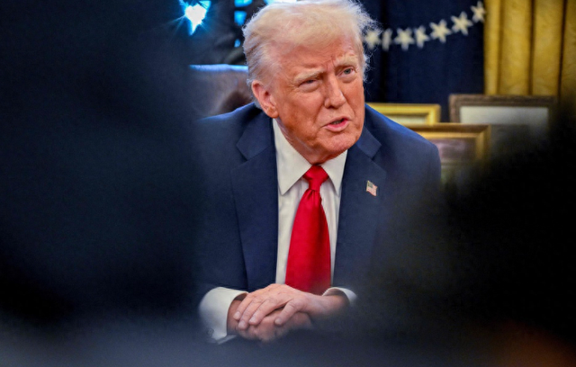 联合国管不了！特朗普在空军一号紧急表态：中国有对付我们的手段