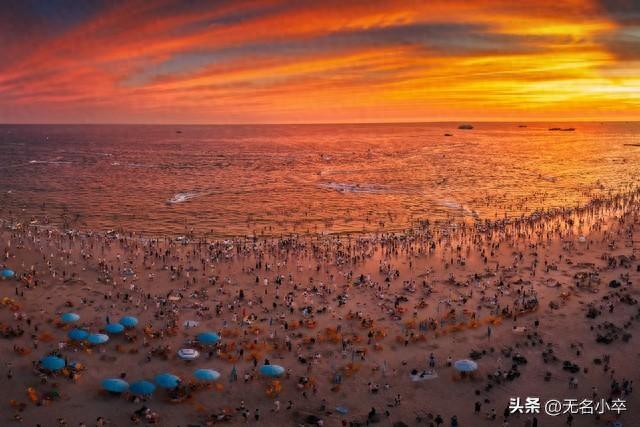 三亚和北海都去旅居过，实话实说，两者对比，我更喜欢北海这里