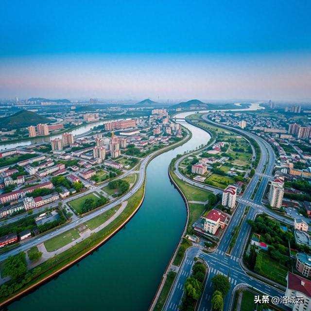 潍坊春节看灯会太火了，门票全免，地铁直达，年味儿直接拉满