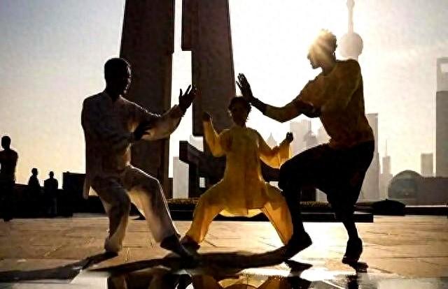 太极猫行步总踩重？3步核心+3细节，走得轻又稳