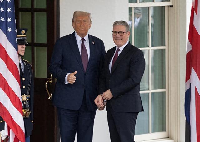 斯塔默访美受辱	，美国一心收缩，还是英国自己走到了穷途末路？