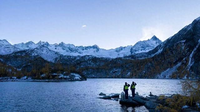 警眼看一线｜丹东派出所，党岭迷途的“引路人”