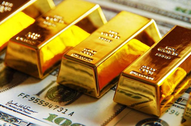 特朗普还没启程访华，中国突然公布黄金库存，美国霸权地位已不保