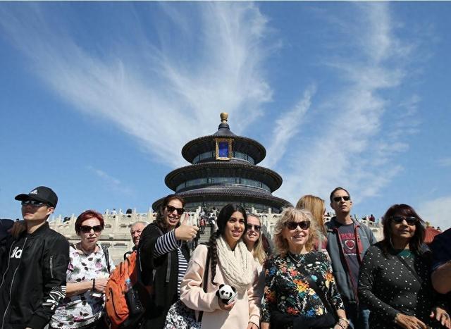 国家出手太狠了！免签10天+2分钟退税，直接把欧美游客"抢"了过来