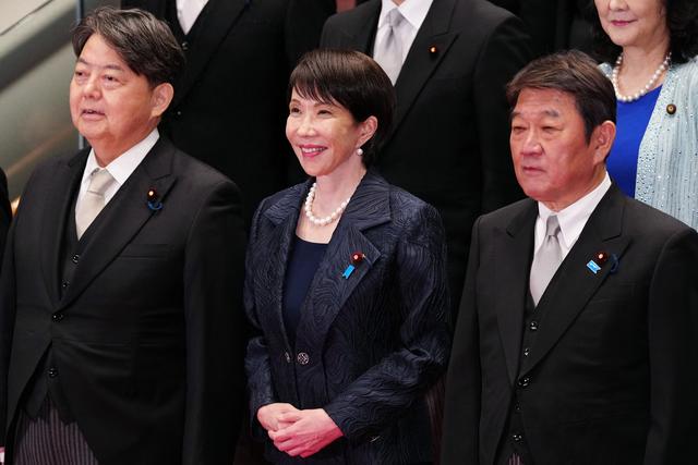 梦到自己结婚很仓促有什么征兆（日本首位女首相的执政难题）