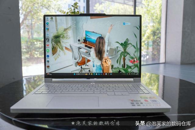 5070还是60？拯救者R9000P 8945HX+5070深度体验 白色性能再加50%