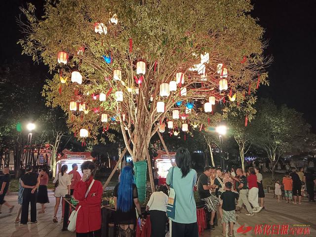 世界那么大 好想来怀化 | 月满鹤鸣洲 地标夜游盛宴点亮双节假期