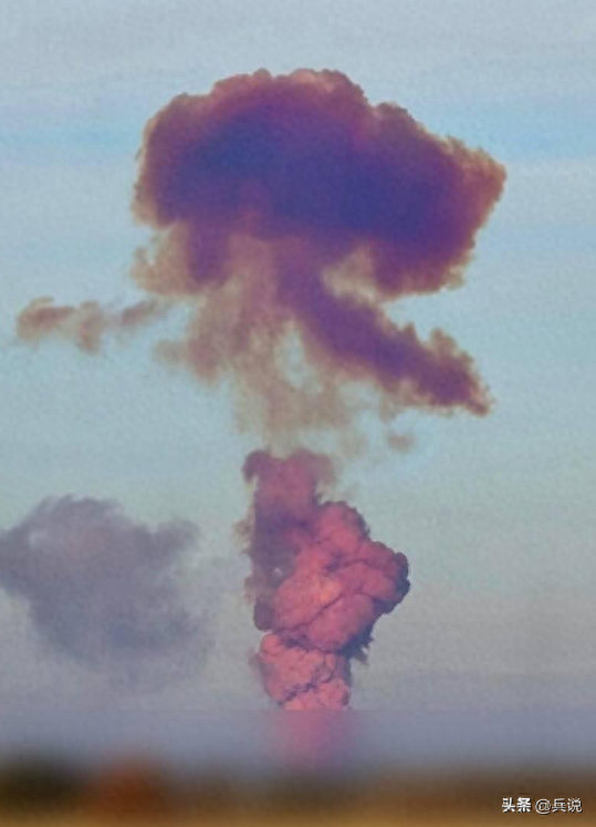 轰隆一声巨响，核导弹爆炸，普京失去对美底牌，东风5C成全球唯一