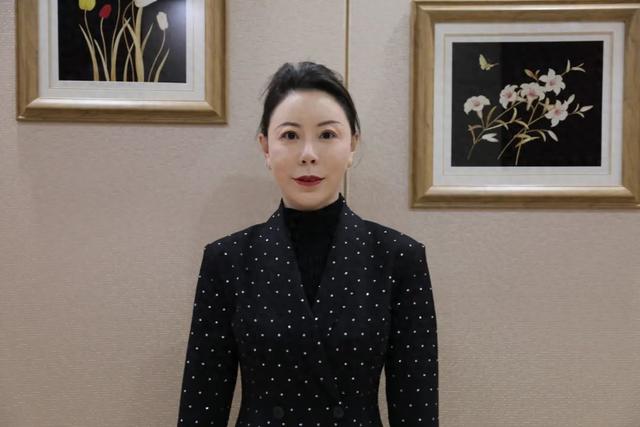 生活奢靡！西宁市海湖新区管理委员会原党组成员、副主任于媛媛被“双开”