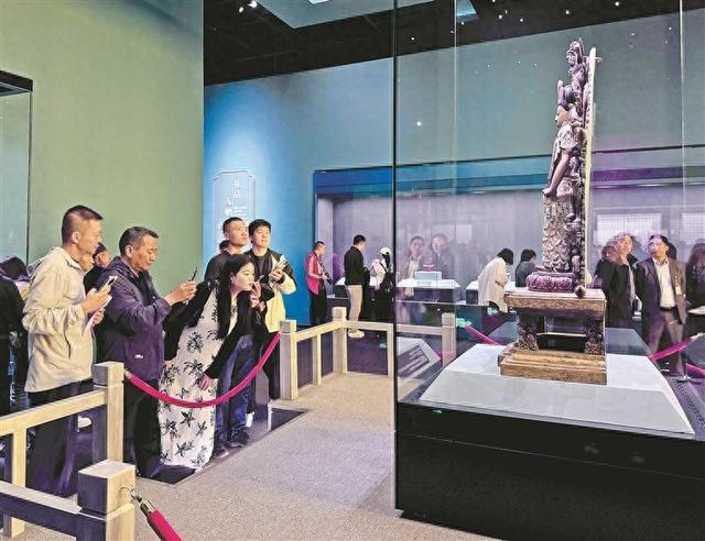 故宫与西藏文物联展开展