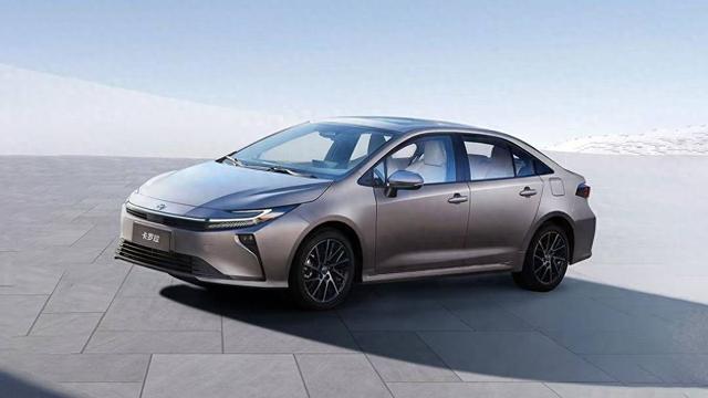 起售价不到 10 万！卡罗拉和雷凌双双加长，丰田终于想通了