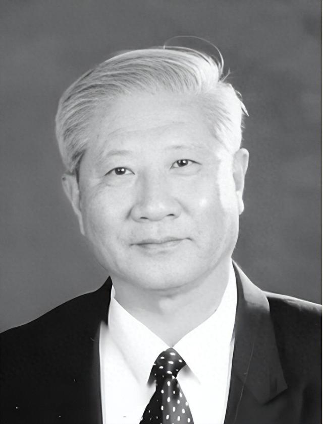 突发讣告 王立中于2025年12月15日上午10时在长春逝世