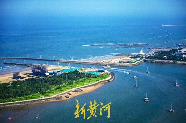 日照旅游热度攀升 51层高空俯瞰山海相拥之城