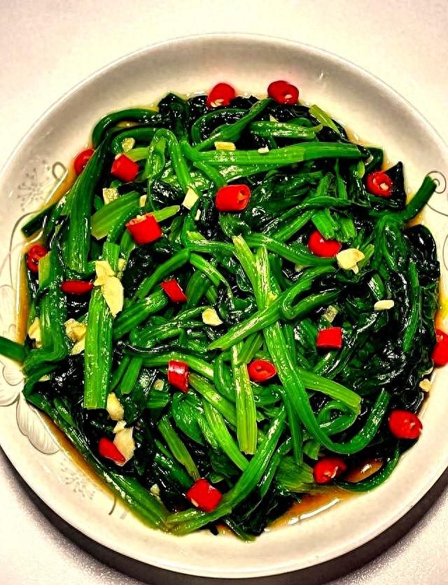10月，使劲吃这菜，一排毒，二护肝，三助眠，四润肺，鲜嫩别错过