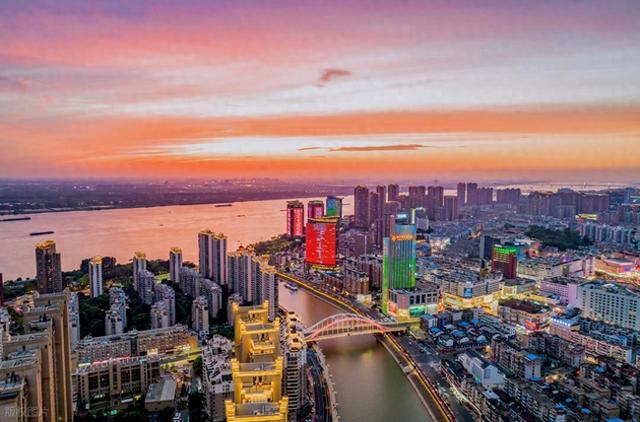 去了一趟芜湖和阜阳，实话实说：淮南人和淮北人差异确实挺大的