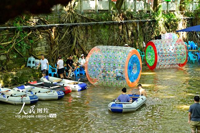 重庆：“凉”经济受热捧