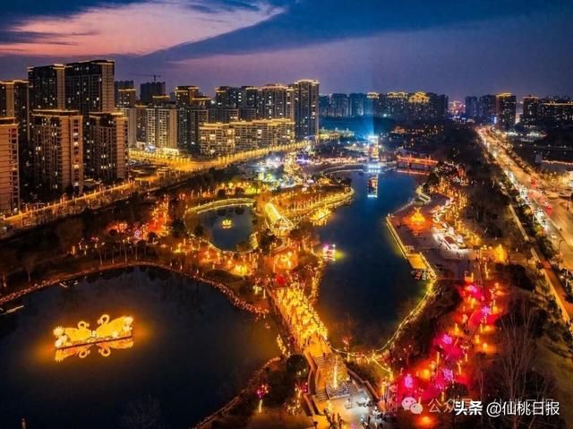 星河璀璨！来仙桃，游新春灯会！