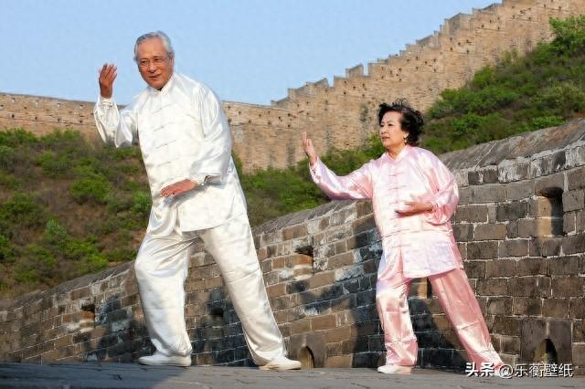 年过六十才懂：最好的晚年，就藏在这三句“人间清醒”里