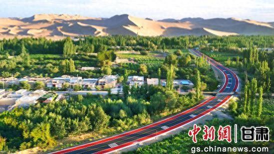 敦煌绘生态新卷现“城景相融”