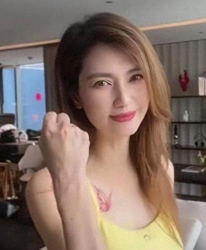 没想到！表面是“黄花大闺女”，实际却偷偷生子的女明星，太意外