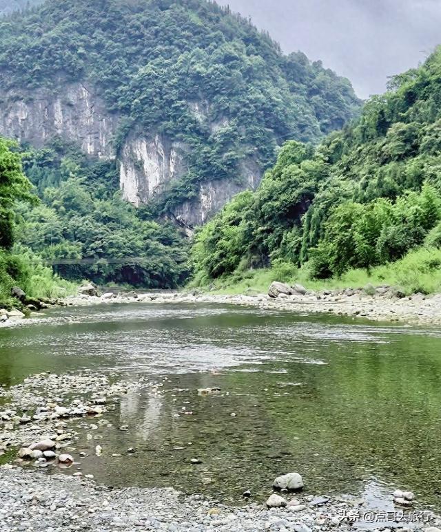 成都周边25℃的小众避暑地，可以露营、玩水、游泳，超凉爽！