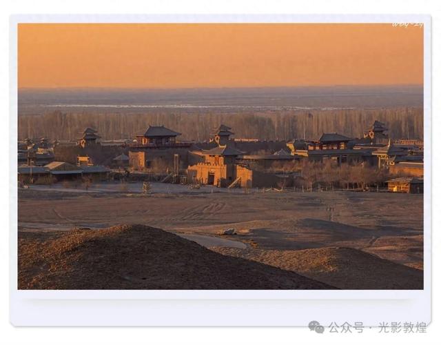 初冬的静谧让你与心中的阳关来一次沉浸式心灵之旅