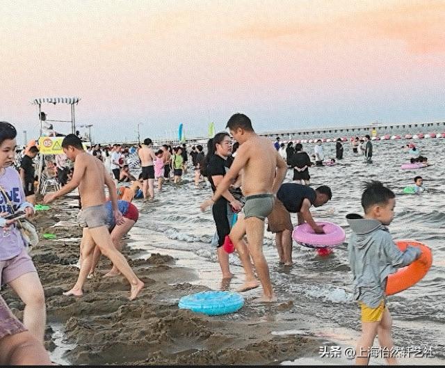 平豪视点Ⅱ上海金山城市沙滩，湛蓝的海，酷暑中的避暑港湾