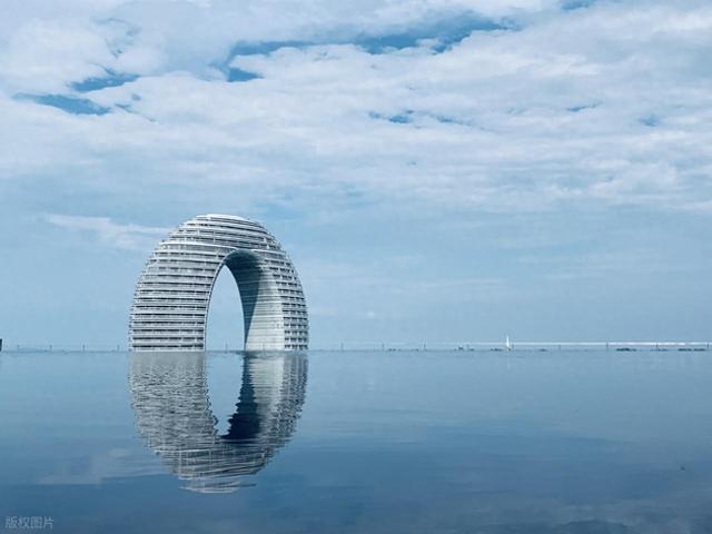 在这座太湖畔的浙北小城，我能不重样的吃上一整天