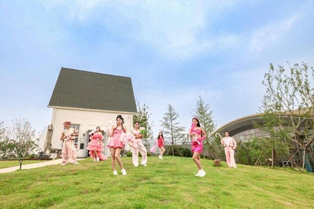 浪漫氛围加码，青岛东方伊甸园七夕焕新启幕！