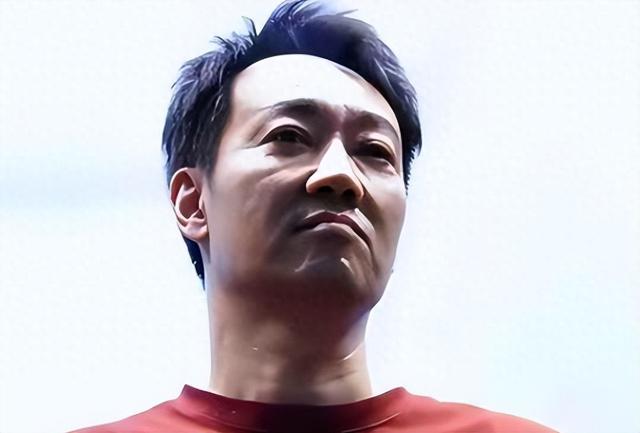 李乃文也没想到，朱媛媛离世仅半年，辛柏青已经走上了另一条路