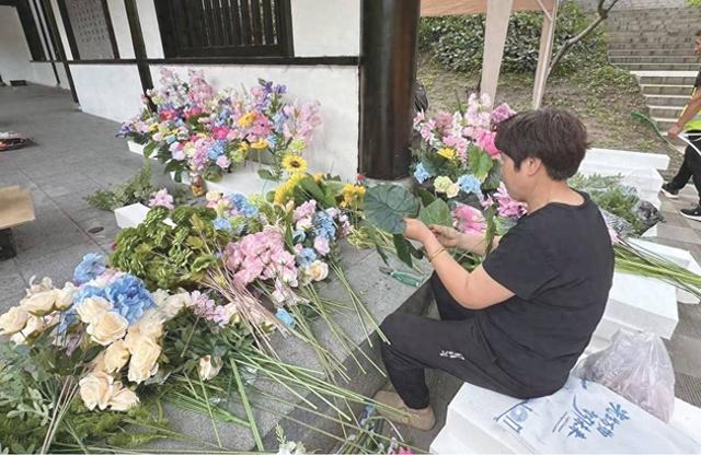 长春德苑“水岸生活季”9月7日开启氢能源列车示范段、竹筏市集+日夜间水秀+非遗打铁花，金秋这里要火