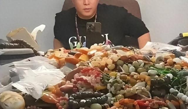 知名网红夫妻，已被正式逮捕！