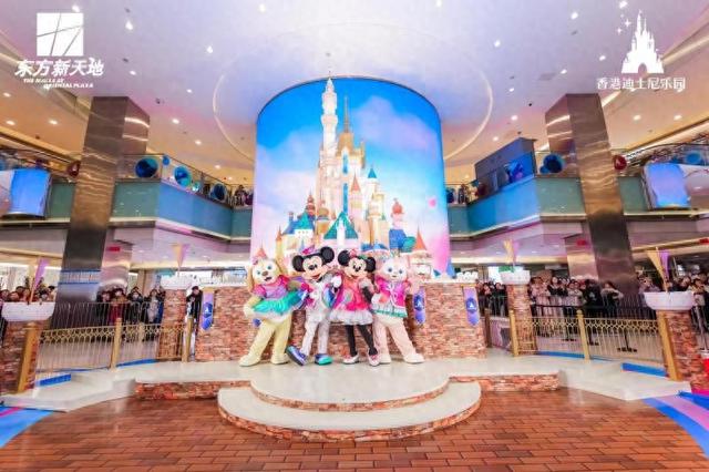 香港迪士尼20周年主题展落地东方新天地