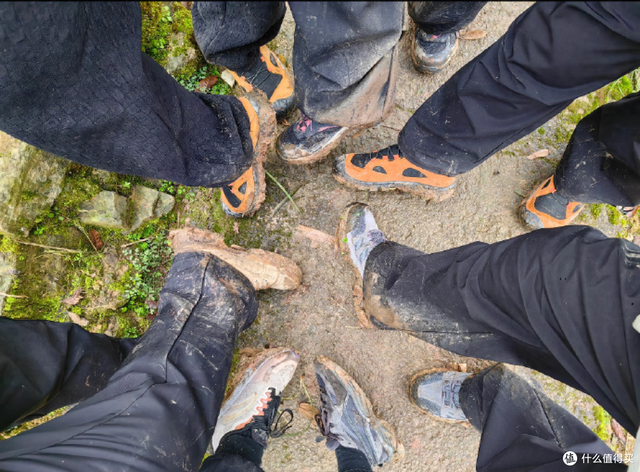 铠甲勇士燃烧战车无敌版（一双好鞋）