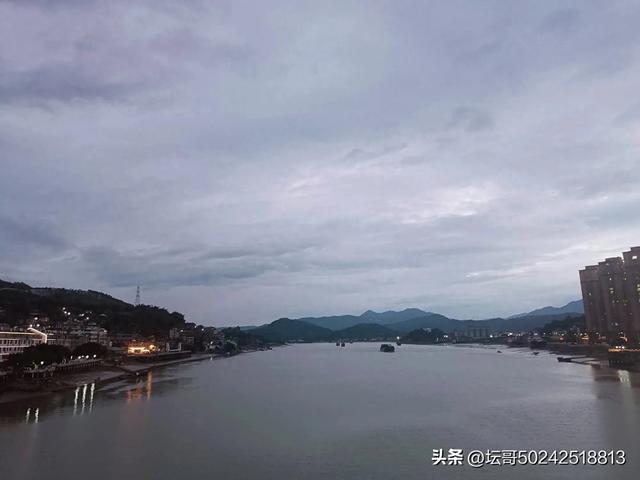 童年赛岐轮渡上的追梦之旅