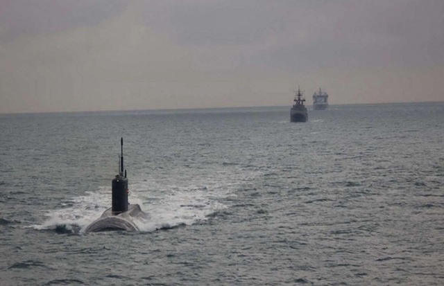 持续跟踪基洛级潜艇，英放出狠话：一旦下潜将立即启动反潜流程