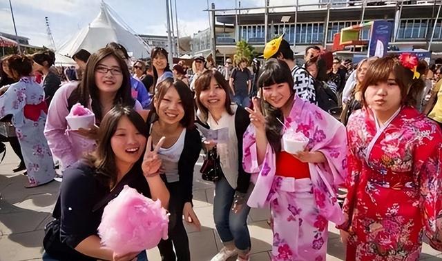 中国游客玩起了“平衡术”：东亚东南亚旅游格局变了